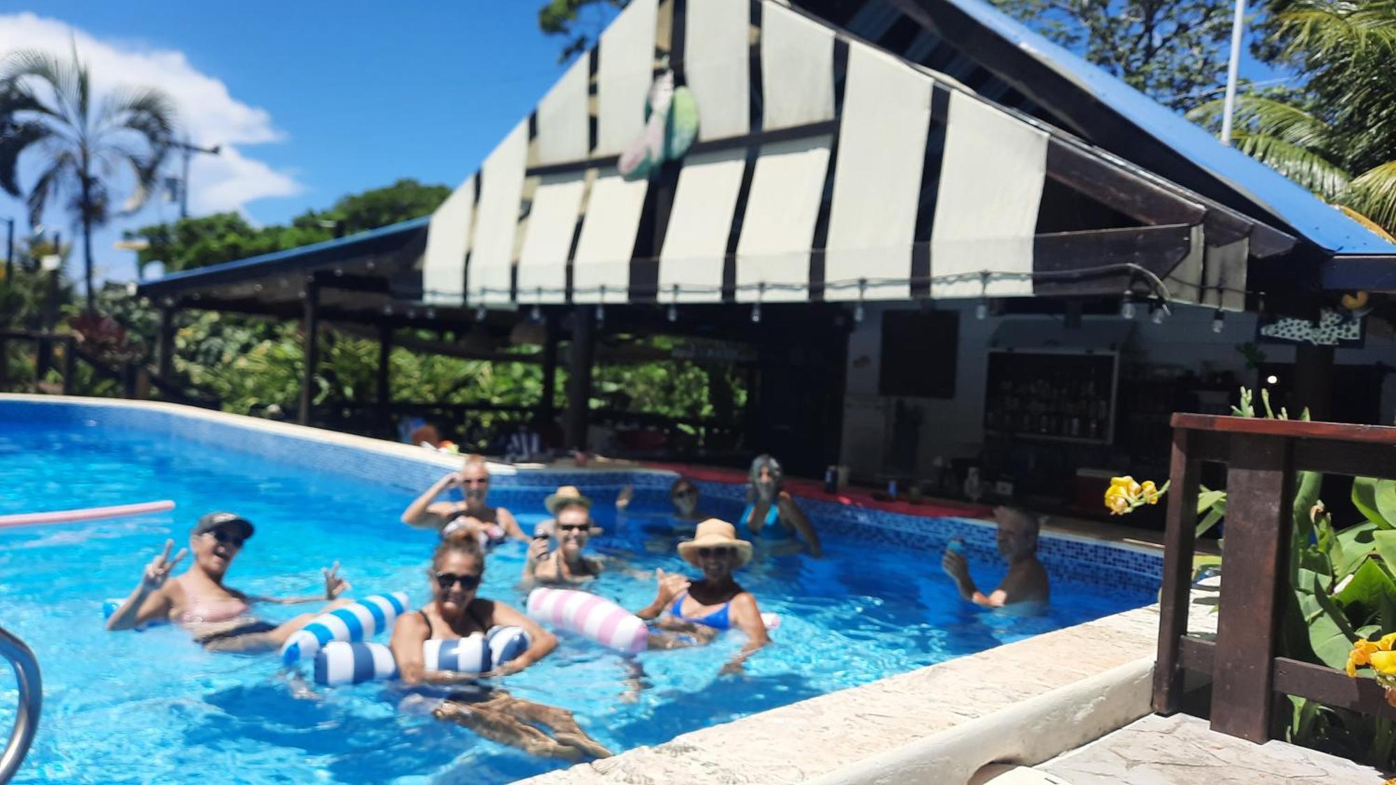 Guava Grove Resort & Villas Sandy Bay Eksteriør billede