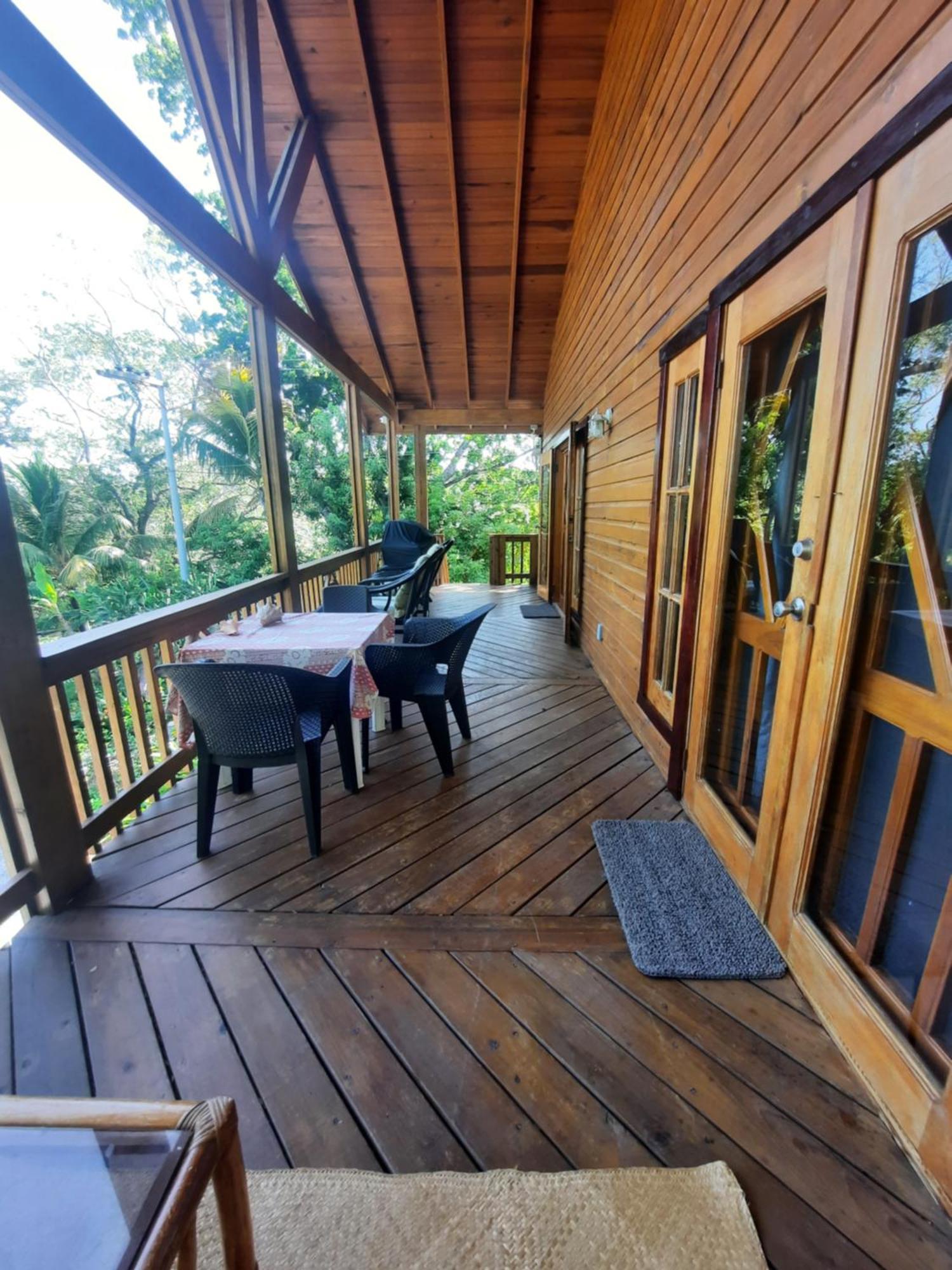 Guava Grove Resort & Villas Sandy Bay Eksteriør billede